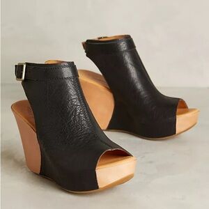 Kork-Ease Berit Black Leather Platform Wedge Sandals | Women’s Size 9